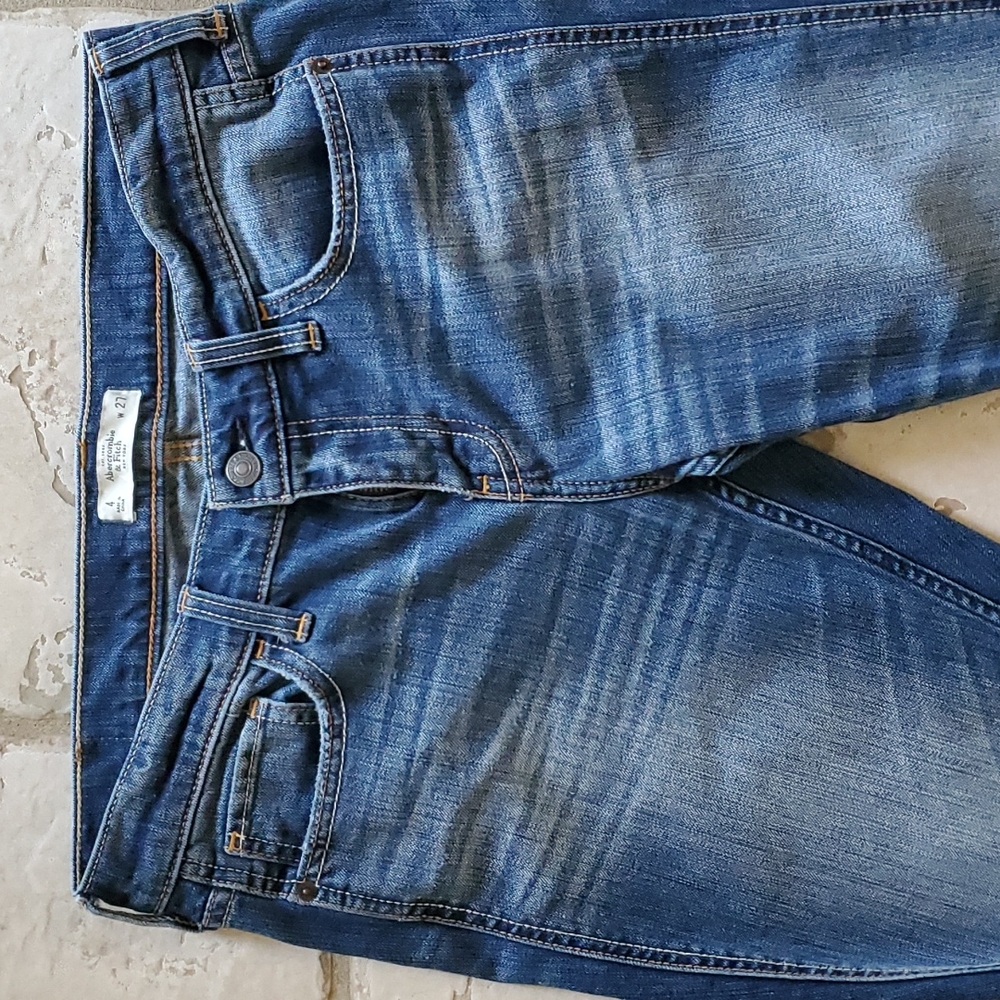 Abercrombie boyfriend jeans.